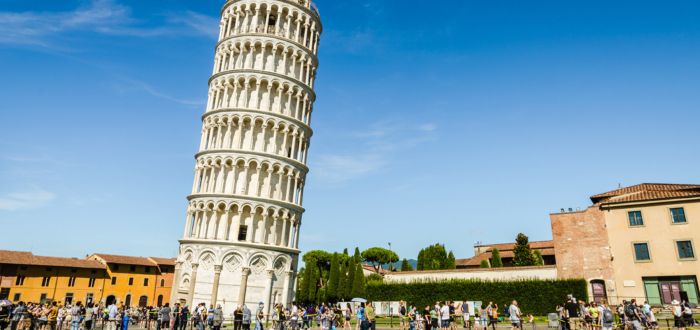 Torre inclinada de Pisa | Atracciones más sobrevaloradas de Europa