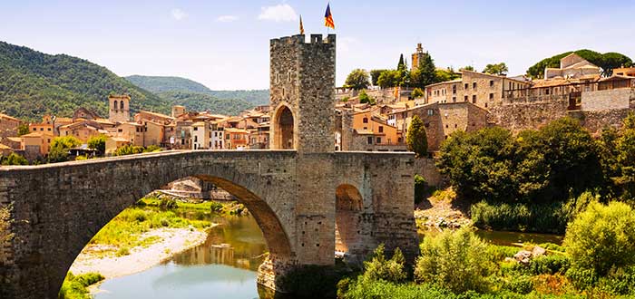Besalú, España - Mejores pueblos medievales de Europa