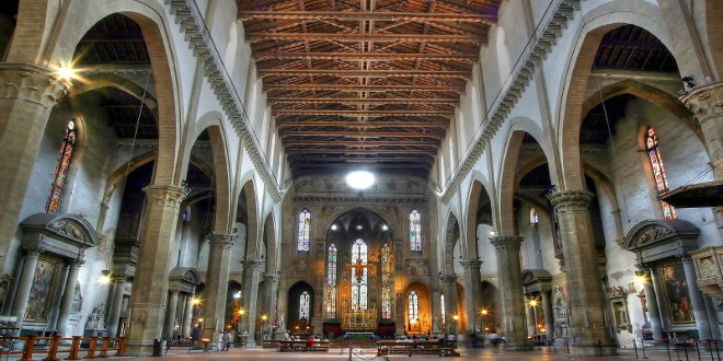Lo que la basílica de Santa Cruz en Florencia esconde
