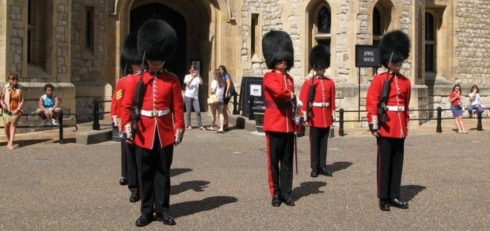 Guardias de la torre de Londres