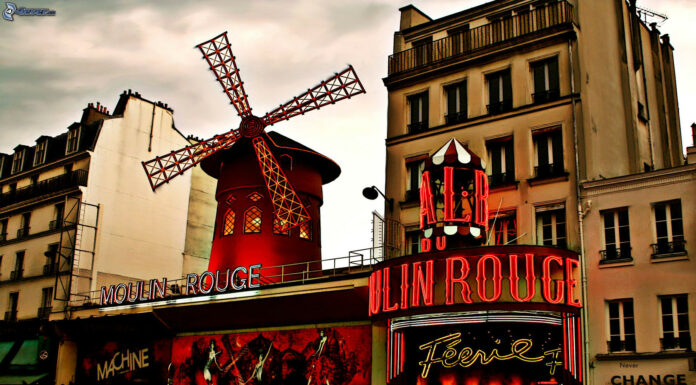 Visita al Moulin Rouge en París