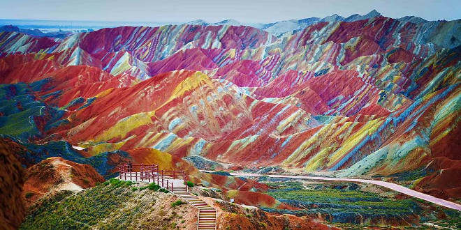 Las montañas de color de Zanghye Danxia en China