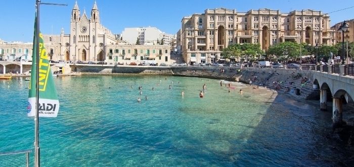 Balluta Bay | Playas en Malta