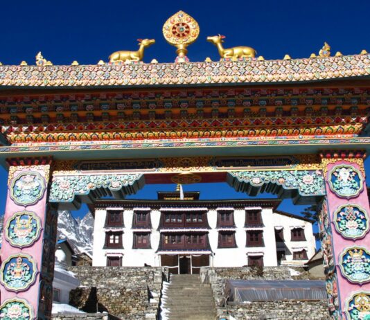 Monasterio de Tengboche, visita imperdible en el Himalaya