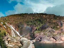 LA-cascada-de-Ezaro-un-rincón-mágico-en-Galicia