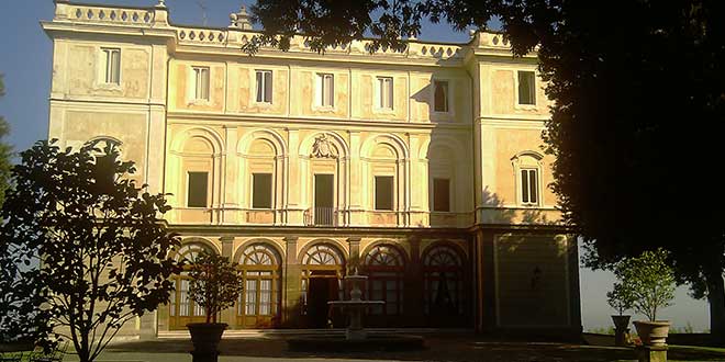 Villa-Grazioli