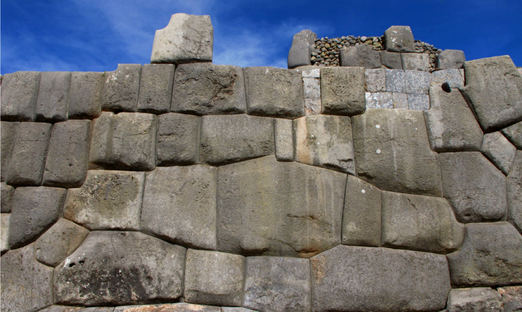 Sacsayhuamán, el esplendor incaico - El Viajero Feliz
