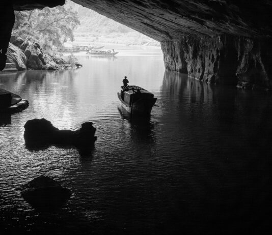 Parque Nacional Phong Nha-Kẻ Bàng, cuevas y aventura