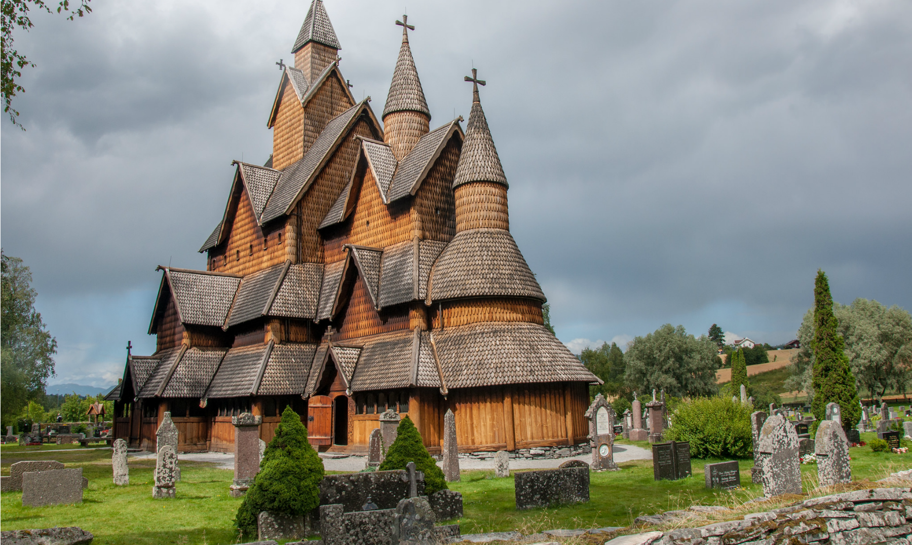 Iglesia de Heddal, una joya de madera en Noruega - El Viajero Feliz