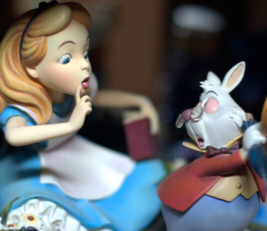 Los restaurantes de Alicia en el país de las maravillas en Tokio