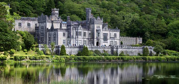 Castillos en Irlanda: Abadía Kylemore