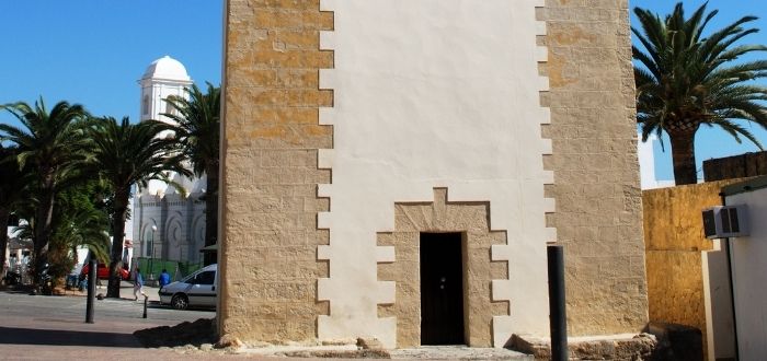 Qué ver en Conil de la Frontera: Torre de Guzmán