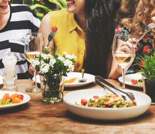 Tres brunch en Barcelona que harán que te levantes de la cama Brunch Barcelona