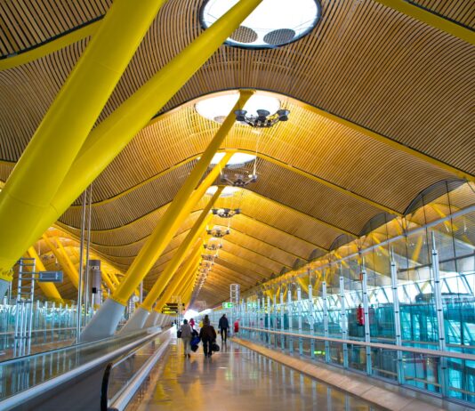 ¿Por qué elegir un hotel cerca del Aeropuerto de Madrid Barajas?