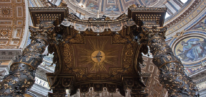 Qué ver en El Vaticano | Baldaquino de San pedro