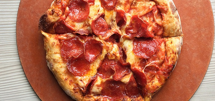 Amerikkalainen ruoka | Pepperonni-pizza