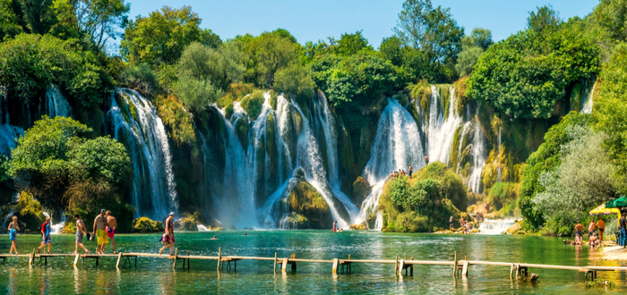 Qué ver en Bosnia. Kravice Waterfall