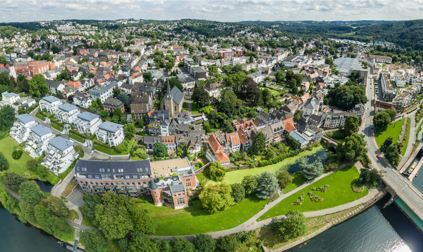 Essen germany. Эссен город в Германии. Эссен (город в ФРГ). Эссен-Дюссельдорф агломерация. Эссен Германия достопримечательности.