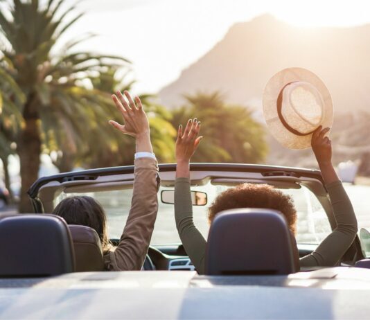 Viajar este verano en un Deportivo ¡Una experiencia inolvidable! Viajar este verano en un Deportivo