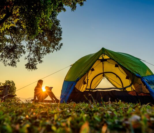 ¿Te vas de camping? El listado definitivo de todo lo que necesitas