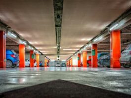 Cómo elegir un parking seguro para dejar el coche en el aeropuerto cuando viajas parking en el aeropuerto