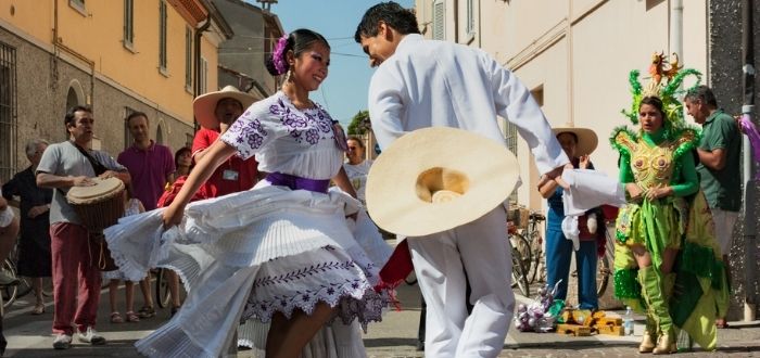 Baile típico de Perú 