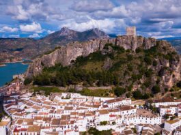 Qué ver en Zahara de la Sierra, Cádiz | 10 lugares imprescindibles