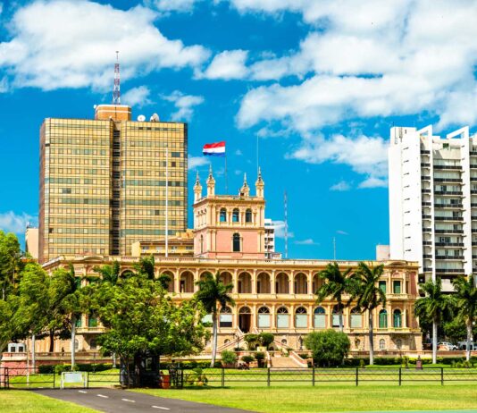 por que visitar asuncion paraguay