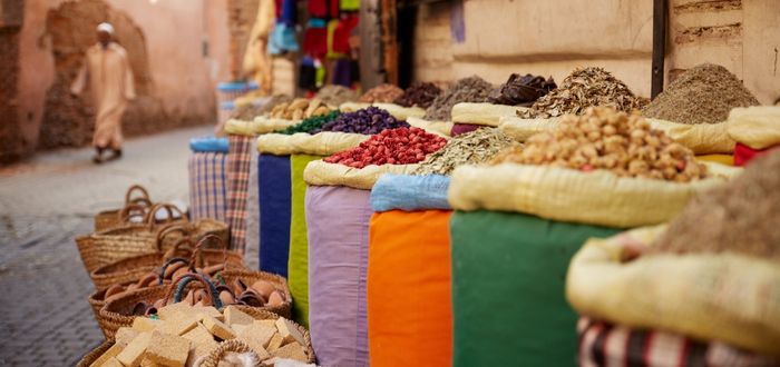 Mercado de especies en la cultura de Marruecos