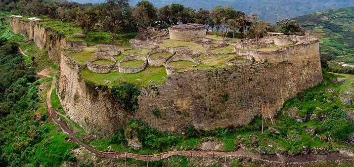 destinos menos visitados perú