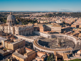 Dónde está el vaticano y cómo llegar