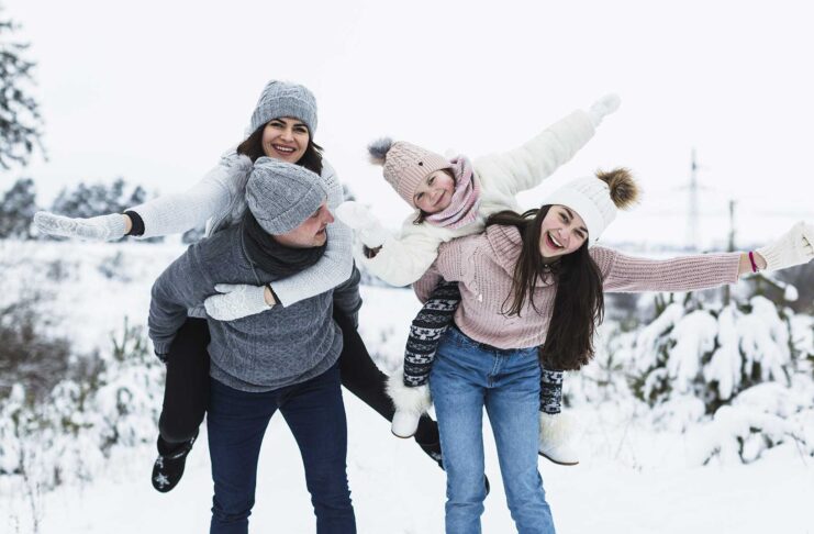 Guía para unas vacaciones de invierno: destinos y trucos para viajar a la nieve con niños vacaciones-de-invierno-en-familia